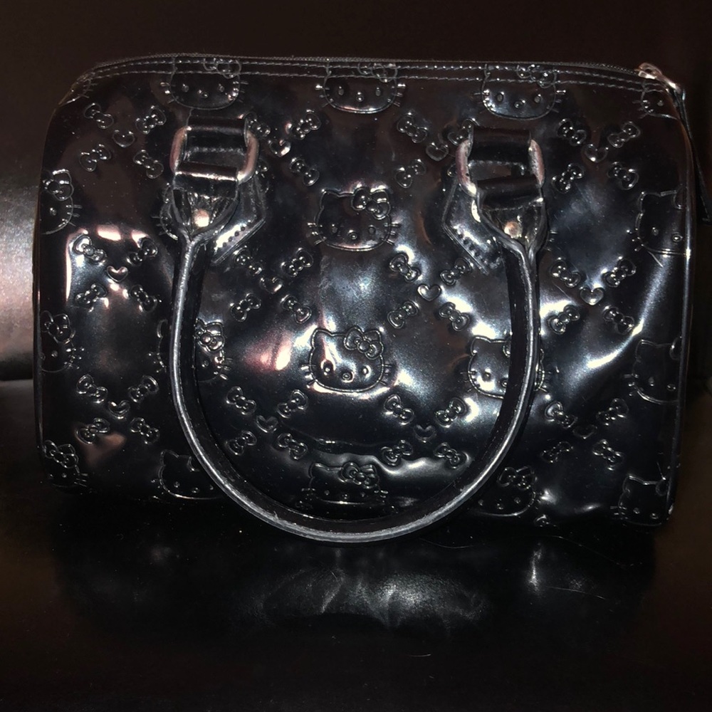 Mini hello kitty bag